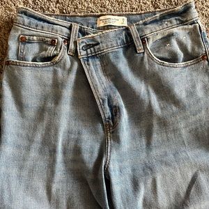 Abercrombie 90’s cross waist jeans